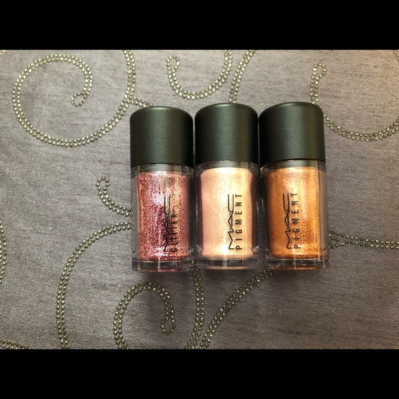 MAC - Snow Ball Pigment and Glitter Kit - Pink โฃ๏ธ - Picture 6 of 6